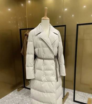 Пуховик maxmara с норковым капюшоном