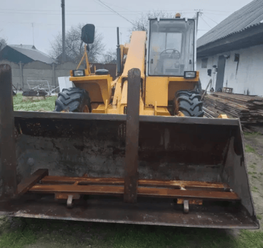 Телескопiчний погрузчик JCB продам 2