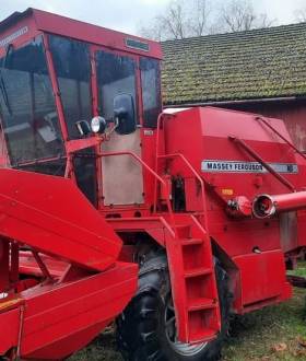 Комбайн Massey ferguson 16 масей фергусон