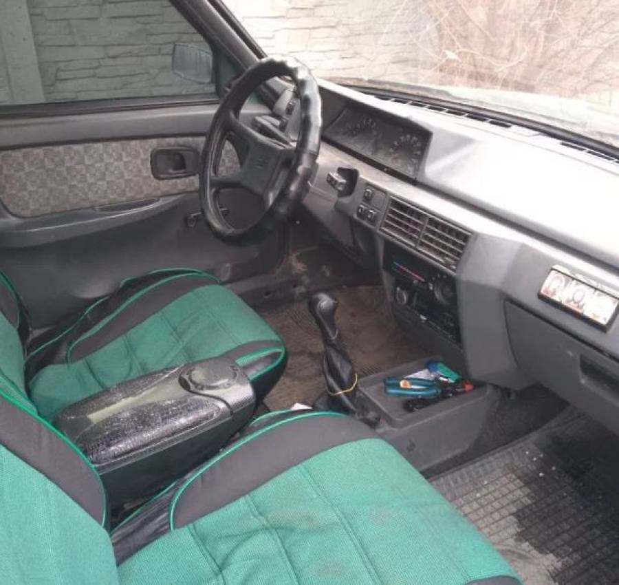 Продам Славуту 2008 г 4