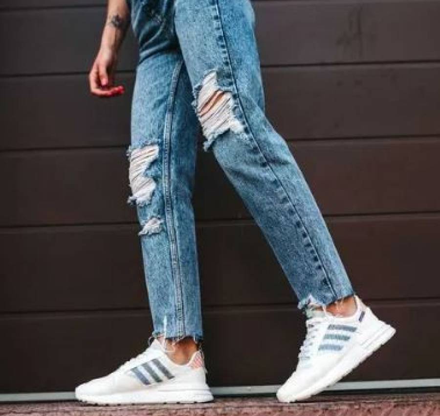 Женские кроссовки Adidas ZX 500 белые весна-лето. Живое фото 5