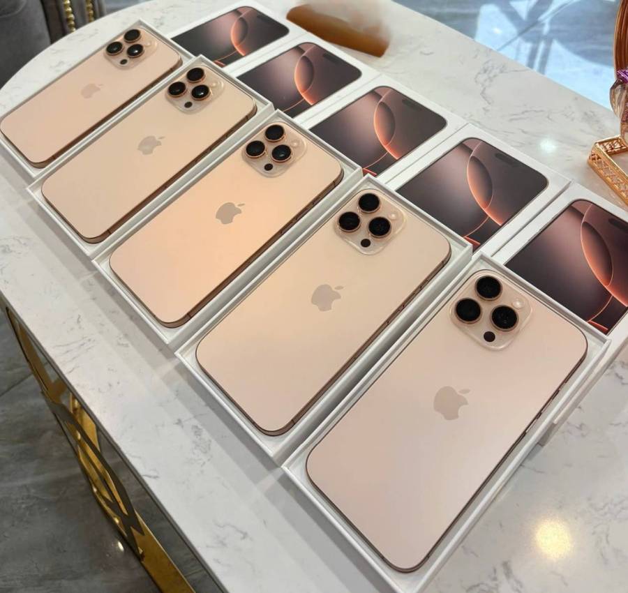 1iPhone (16)